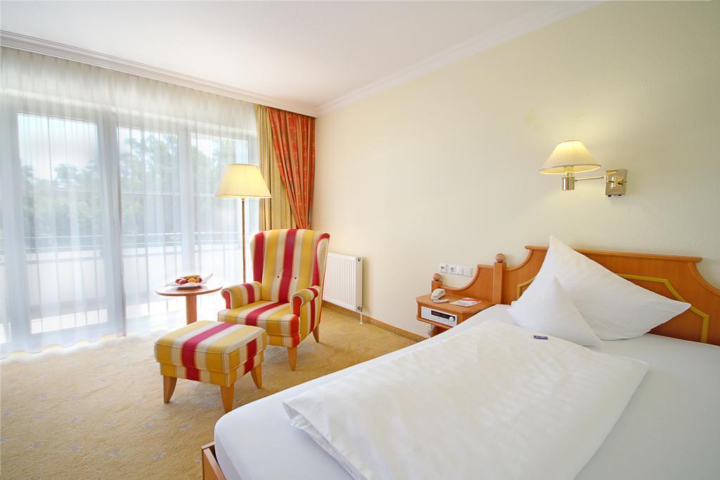 Parkhotel Bad Füssing Oda fotoğraf